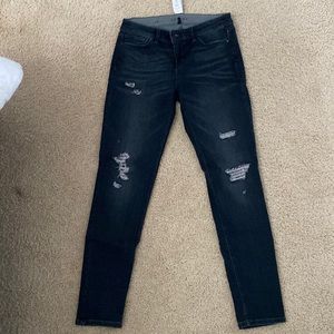 WHBM size 6 jeans dark wash with sequin accents